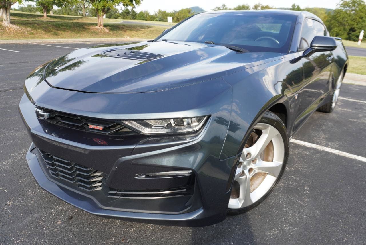 Used 2020 Chevrolet Camaro SS RWD image 5