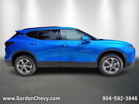New 2025 Chevrolet Blazer LT image 8