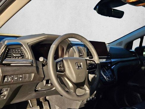 Used 2026 Honda Odyssey Elite image 9