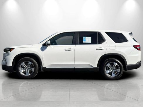 Used 2025 Honda Pilot EX-L image 5