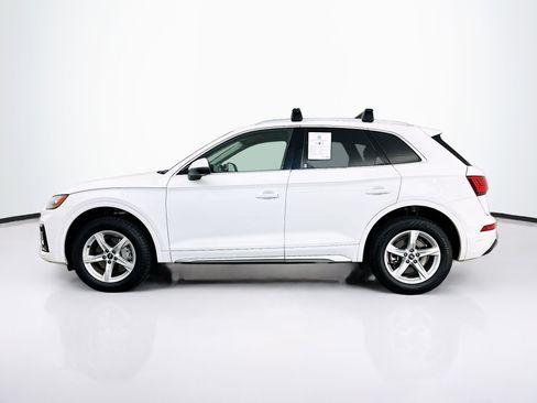 Used 2023 Audi Q5 2.0T Premium w/ Convenience Package AWD/4WD image 4