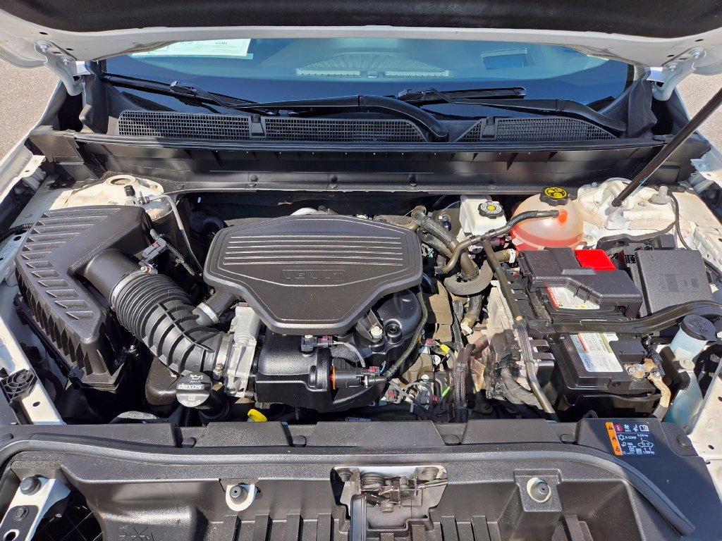 Used 2020 GMC Acadia Denali w/ Technology Package FWD image 19