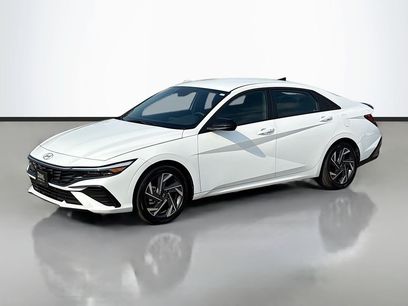 Certified 2025 Hyundai Elantra SEL