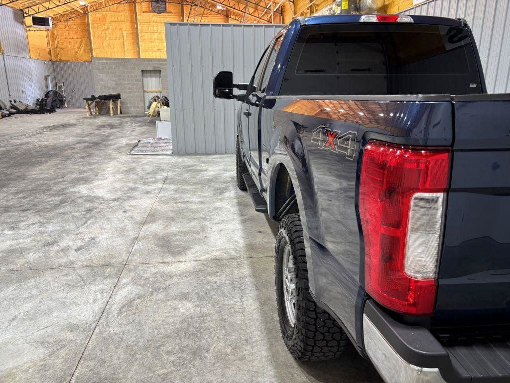 Used 2017 Ford F250 XL w/ Power Equipment Group AWD/4WD image 9