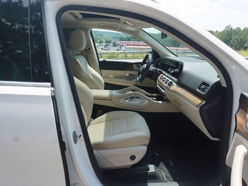 Used 2021 Mercedes-Benz GLE 350 image 17