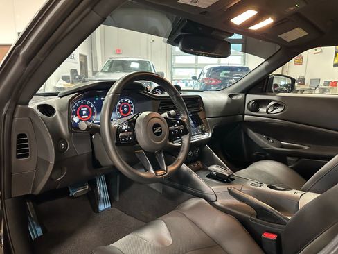Used 2025 Nissan Z Performance w/ Floor Mat Package image 12