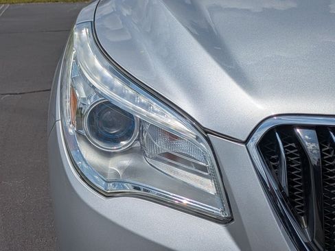 Used 2017 Buick Enclave Premium FWD image 10