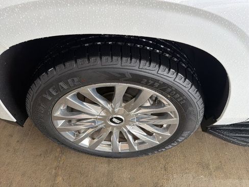 Used 2021 Cadillac Escalade ESV Premium Luxury w/ Driver Assist Tech Package image 5