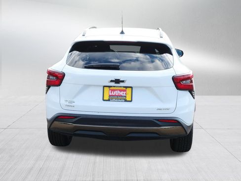 Used 2025 Chevrolet Trax ACTIV w/ Driver Confidence Package FWD image 6