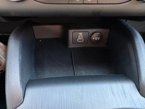 Used 2026 Ford Escape ST-Line AWD/4WD image 17