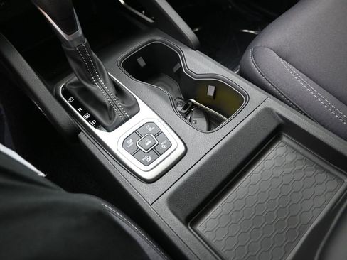 New 2026 Nissan Frontier SV w/ SV Convenience Package image 18