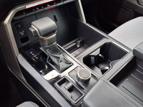 Used 2024 Toyota Tundra SR5 AWD/4WD image 22