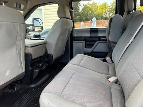 Used 2019 Ford F250 XL w/ STX Appearance Package AWD/4WD image 23