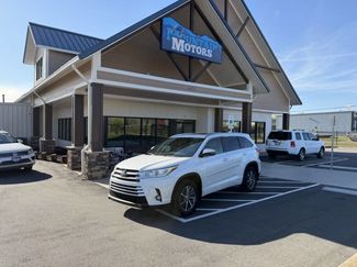 Used 2017 Toyota Highlander XLE w/ Protection Package #3 video 1