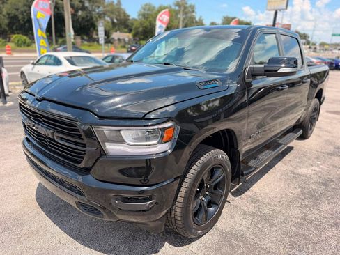 Used 2022 RAM 1500 Big Horn AWD/4WD image 2