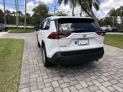 Used 2024 Toyota RAV4 LE FWD image 35