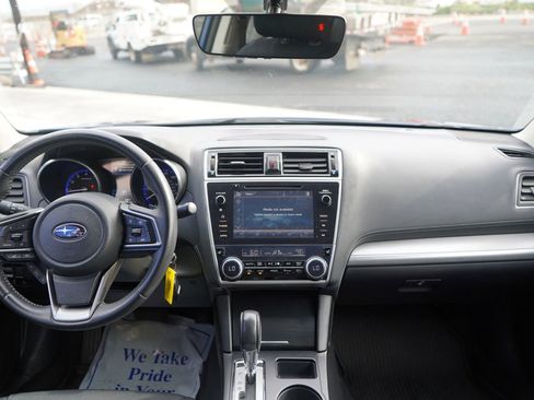 Used 2019 Subaru Legacy 2.5i Premium AWD/4WD image 18