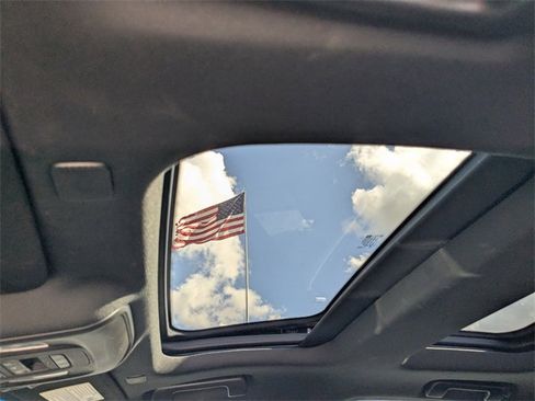 Used 2021 Cadillac CT5 V image 18