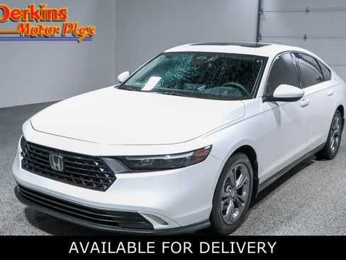 Used 2023 Honda Accord EX image 1