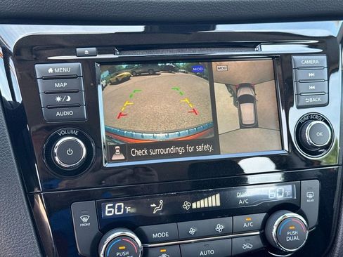 Used 2020 Nissan Rogue Sport SL AWD/4WD image 18