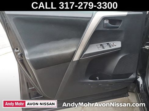 Used 2016 Toyota RAV4 LE FWD image 14