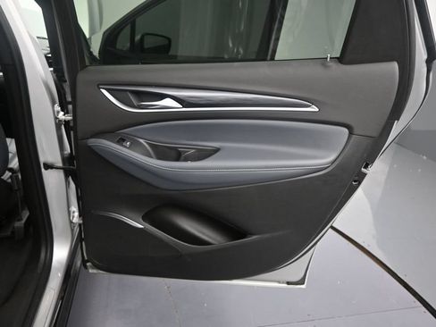 Used 2022 Buick Enclave Premium FWD image 20