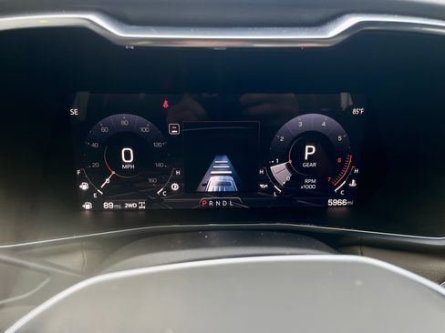 Used 2026 GMC Canyon Denali AWD/4WD image 18