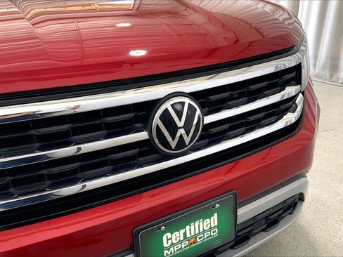 Used 2023 Volkswagen Atlas SE w/ Panoramic Sunroof Package FWD image 7