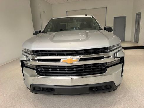 Certified 2022 Chevrolet Silverado 1500 LT AWD/4WD image 2