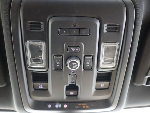 Used 2022 Chevrolet Tahoe Premier image 26