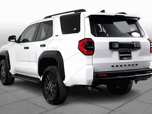 Used 2025 Toyota 4Runner SR5 image 11