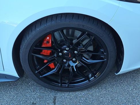 Used 2025 Chevrolet Corvette Z06 w/ Stealth Interior Trim Package image 7