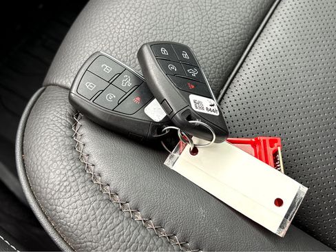 Used 2023 GMC Sierra 1500 Denali image 34