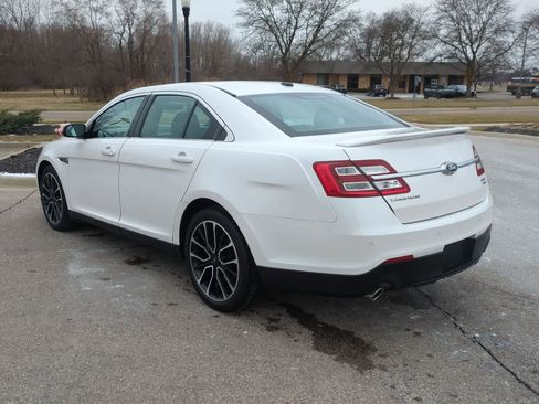 Used 2019 Ford Taurus SEL w/ Equipment Group 201A image 6