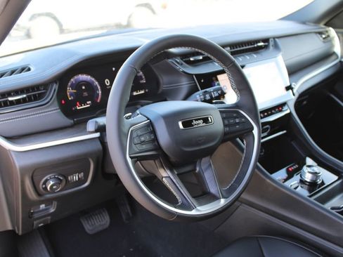 New 2026 Jeep Grand Cherokee Limited AWD/4WD image 31