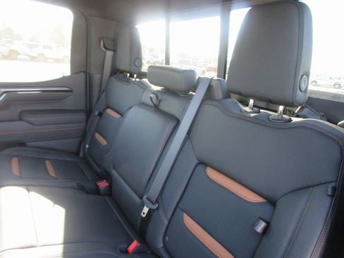 New 2026 GMC Sierra 1500 AT4 w/ AT4 Premium Package image 15