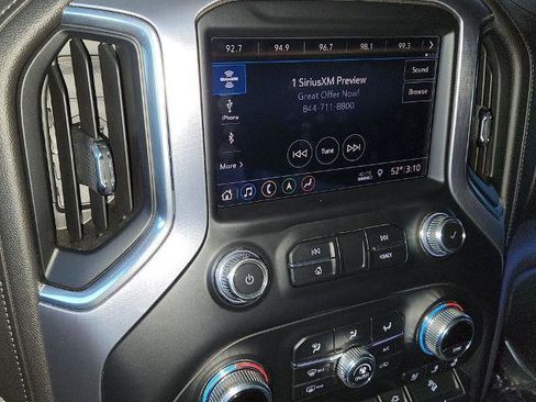 Used 2019 GMC Sierra 1500 SLT image 18