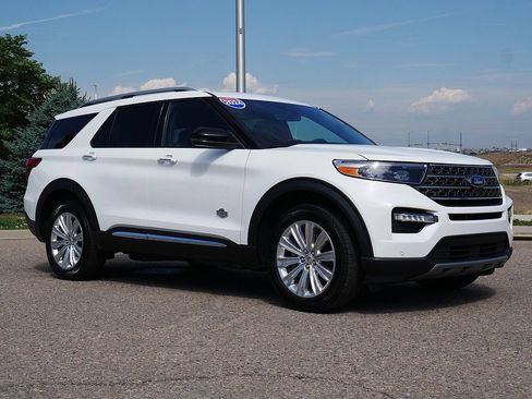 Used 2024 Ford Explorer King Ranch w/ Technology Package AWD/4WD image 8