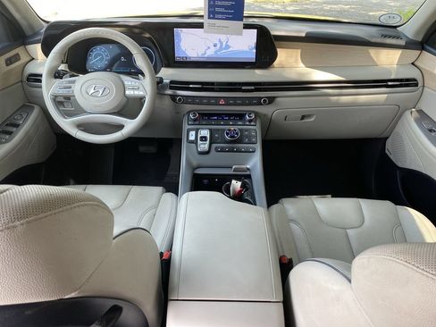 Certified 2024 Hyundai Palisade Limited AWD/4WD image 13