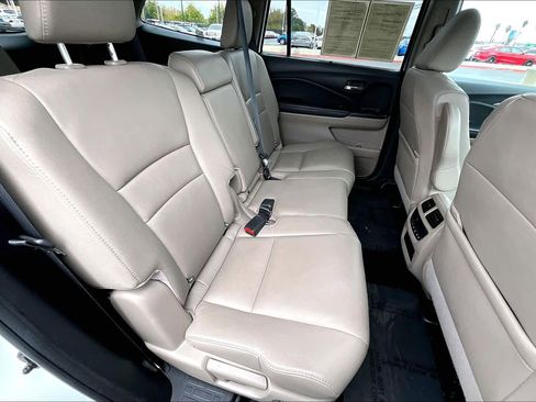 Used 2022 Honda Pilot EX-L image 19
