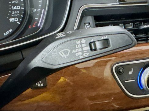 Used 2020 Audi A4 2.0T Premium w/ Convenience Package image 13