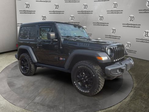 Used 2021 Jeep Wrangler Sport image 7