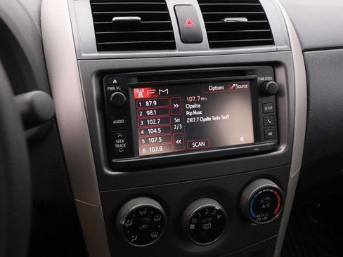 Used 2013 Toyota Corolla S image 14