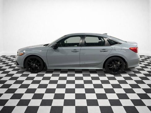 Used 2023 Honda Civic Sport image 5