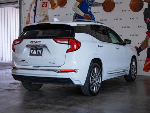 Used 2023 GMC Terrain Denali image 27