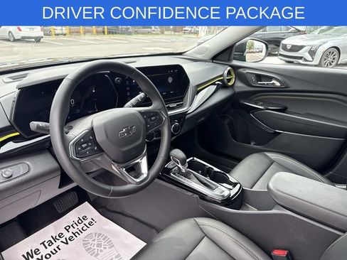 Used 2025 Chevrolet Trax ACTIV w/ Driver Confidence Package FWD image 47