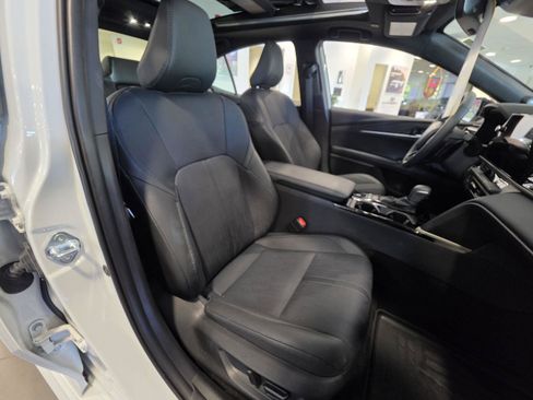 Used 2025 Toyota Camry XSE w/ Premium Package AWD/4WD image 15