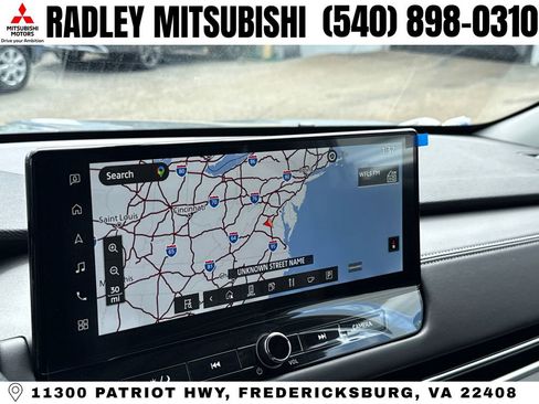 New 2026 Mitsubishi Outlander SE image 8