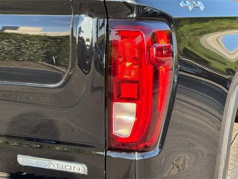 Used 2022 GMC Sierra 1500 Elevation w/ LPO, Elevation Black Package image 34