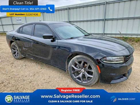 Used 2017 Dodge Charger SXT w/ Rallye Group RWD image 5